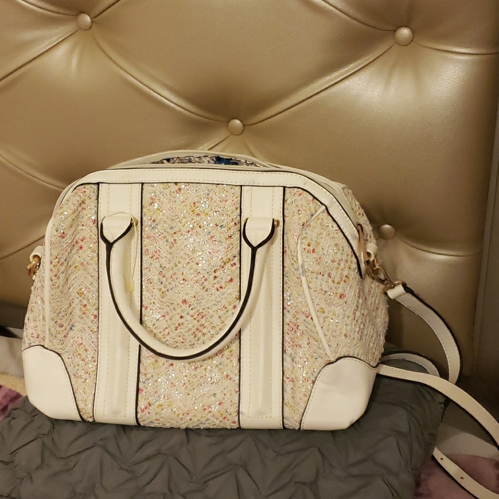 White Satchel Embroidered Embroidery Gold Purse